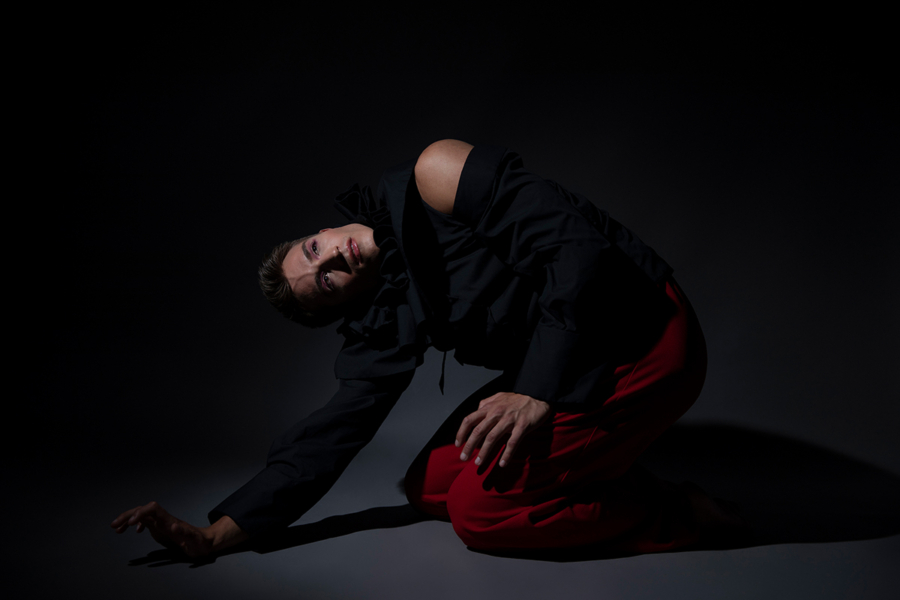 391_HUGO FUERTES_MONICA LOU_2021_06_WEB